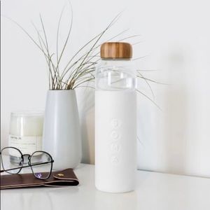 Soma Glass Water Bottle 17oz